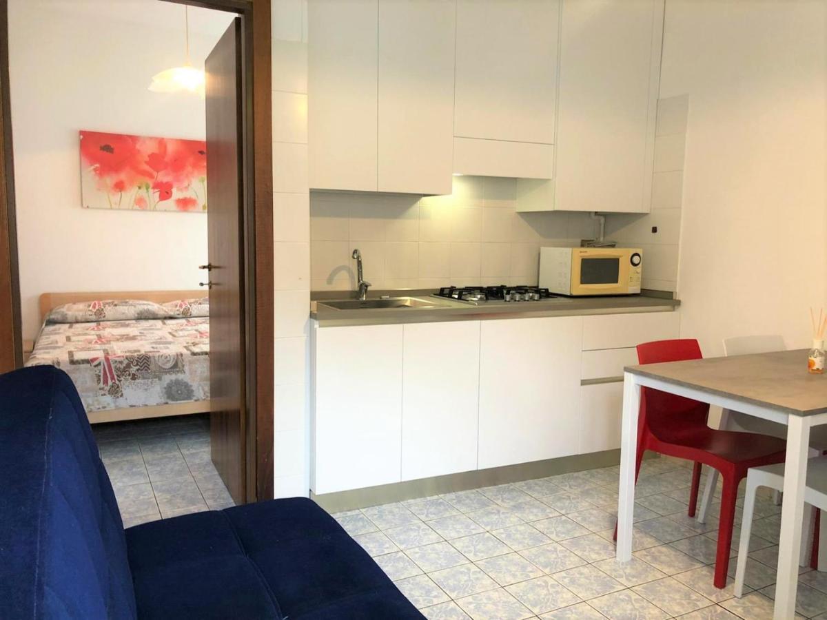 Zzznon Attivo Ex Dl5 E Dl6 Lägenhet Lido di Jesolo Exteriör bild