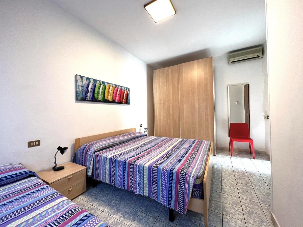 Zzznon Attivo Ex Dl5 E Dl6 Lägenhet Lido di Jesolo Exteriör bild