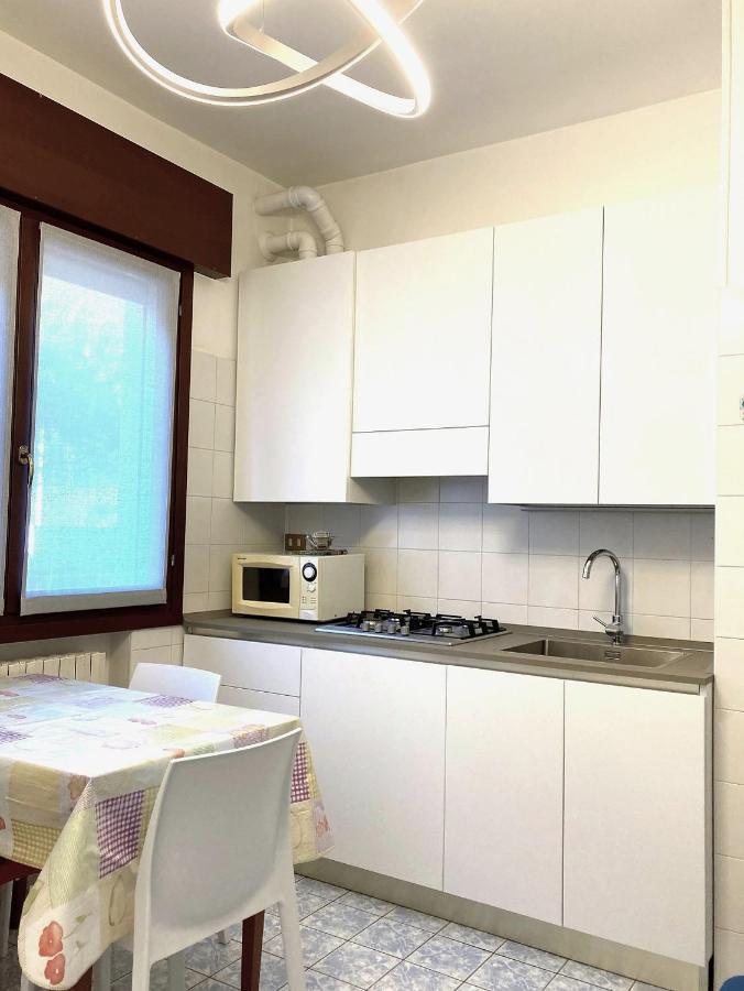 Zzznon Attivo Ex Dl5 E Dl6 Lägenhet Lido di Jesolo Exteriör bild
