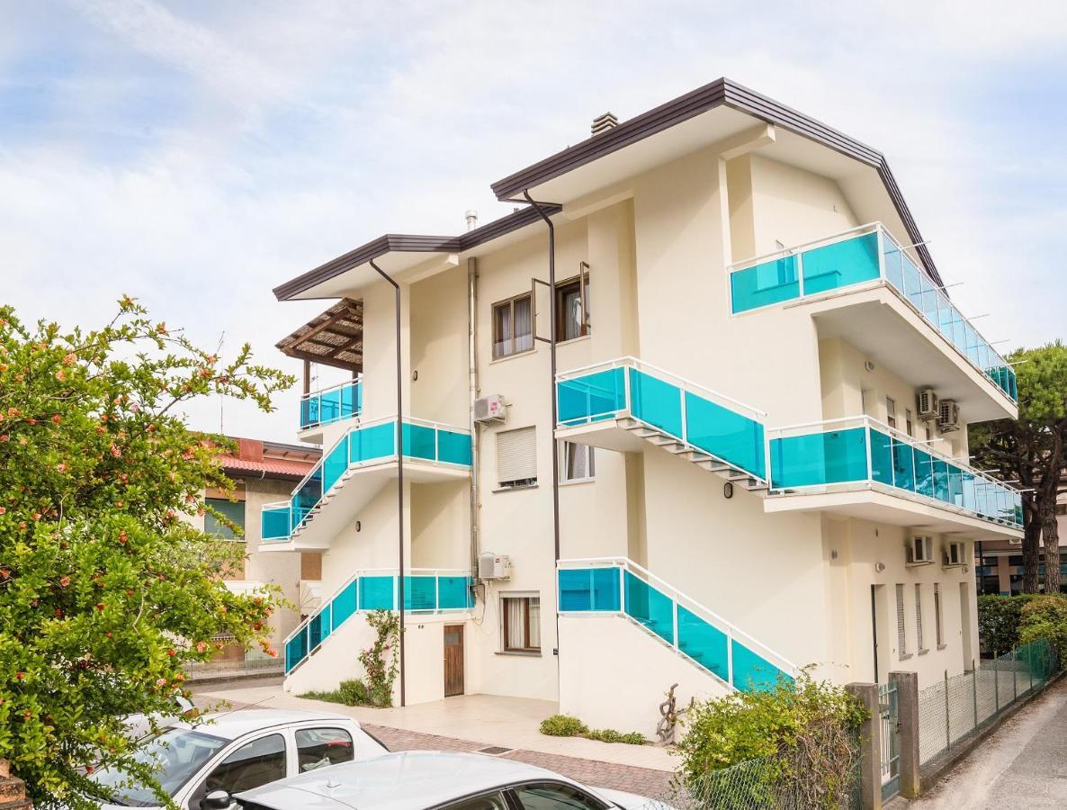 Zzznon Attivo Ex Dl5 E Dl6 Lägenhet Lido di Jesolo Exteriör bild
